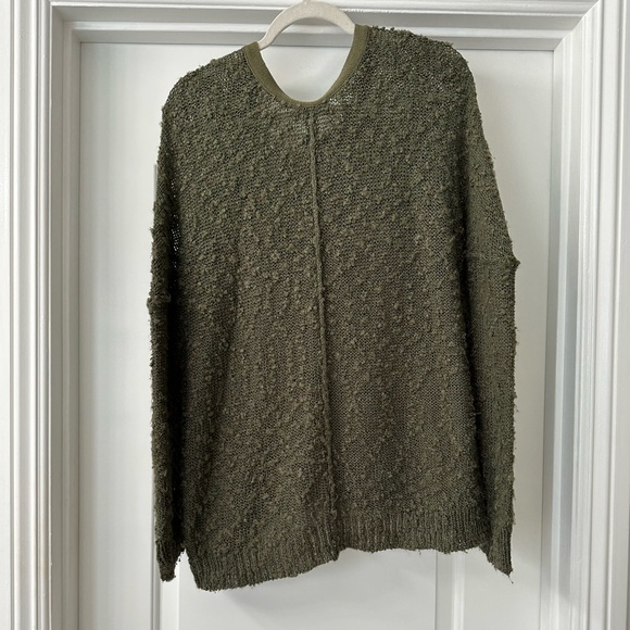Elan oversized v-neck sweater - Picture 3 of 3